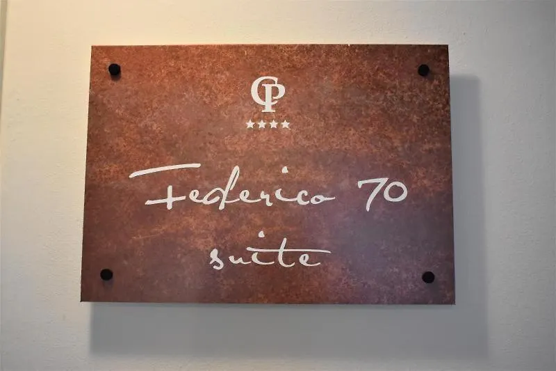 Hotel a capsule Hotel Federico 70 Zaffiro Luxury Palermo Italia
